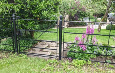 estate-fencing-gates-traditional-forged