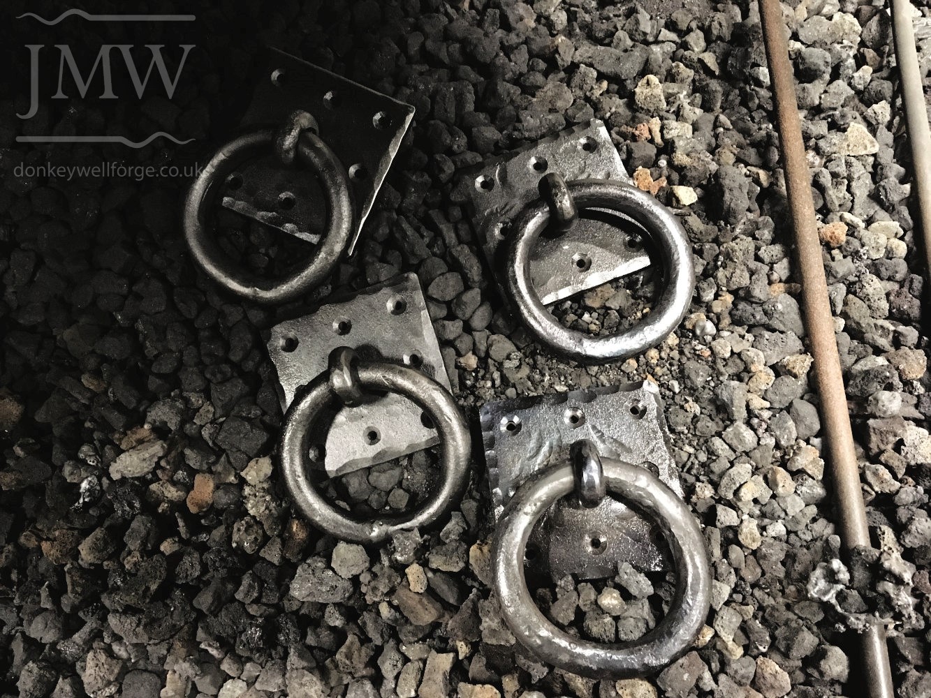 making-iron-handles-donkeywell-forge-blacksmith-gloucestershire