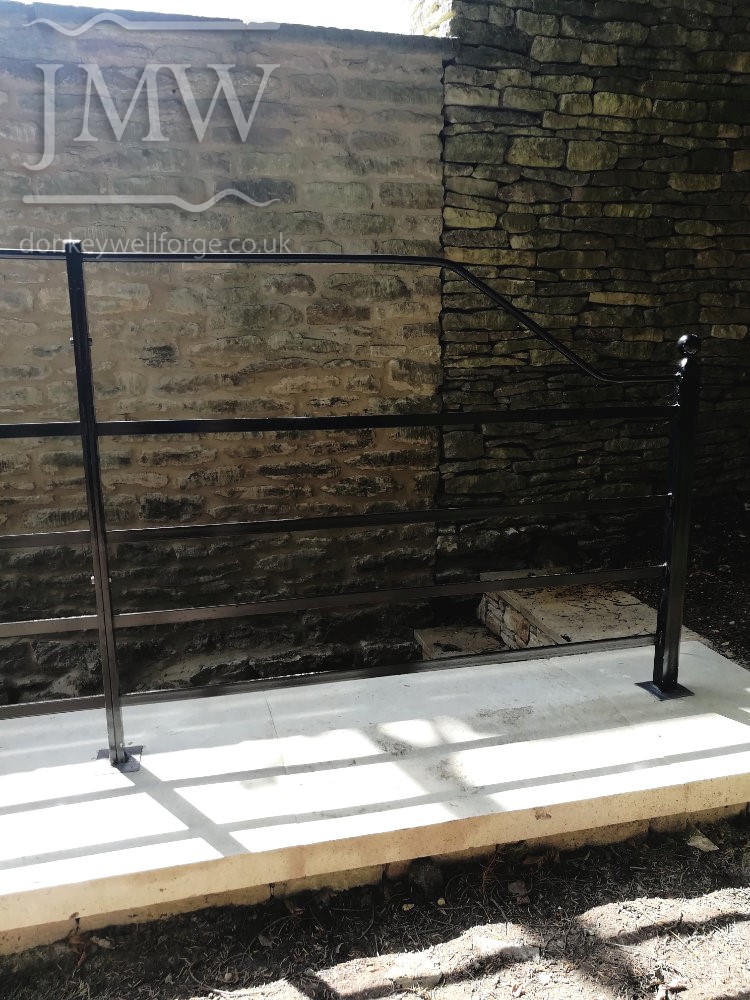 farm-railing-bespoke-iron-blacksmith