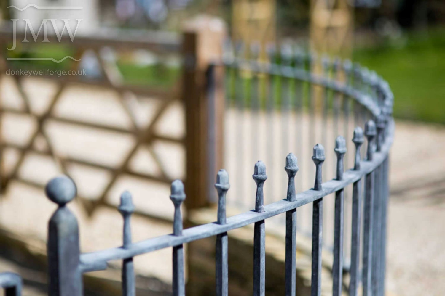 ornamental-ironwork-acorn-railings-zinc-lead-finish-railings-cotswolds-iron-donkeywell-forge