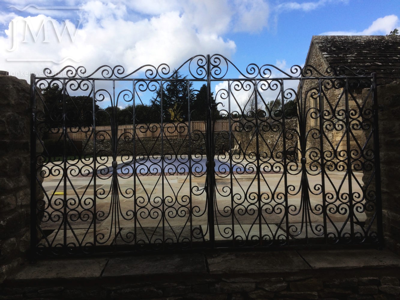 pool-gates-ornamental-cotswolds-iron-ornate-donkeywell-forge