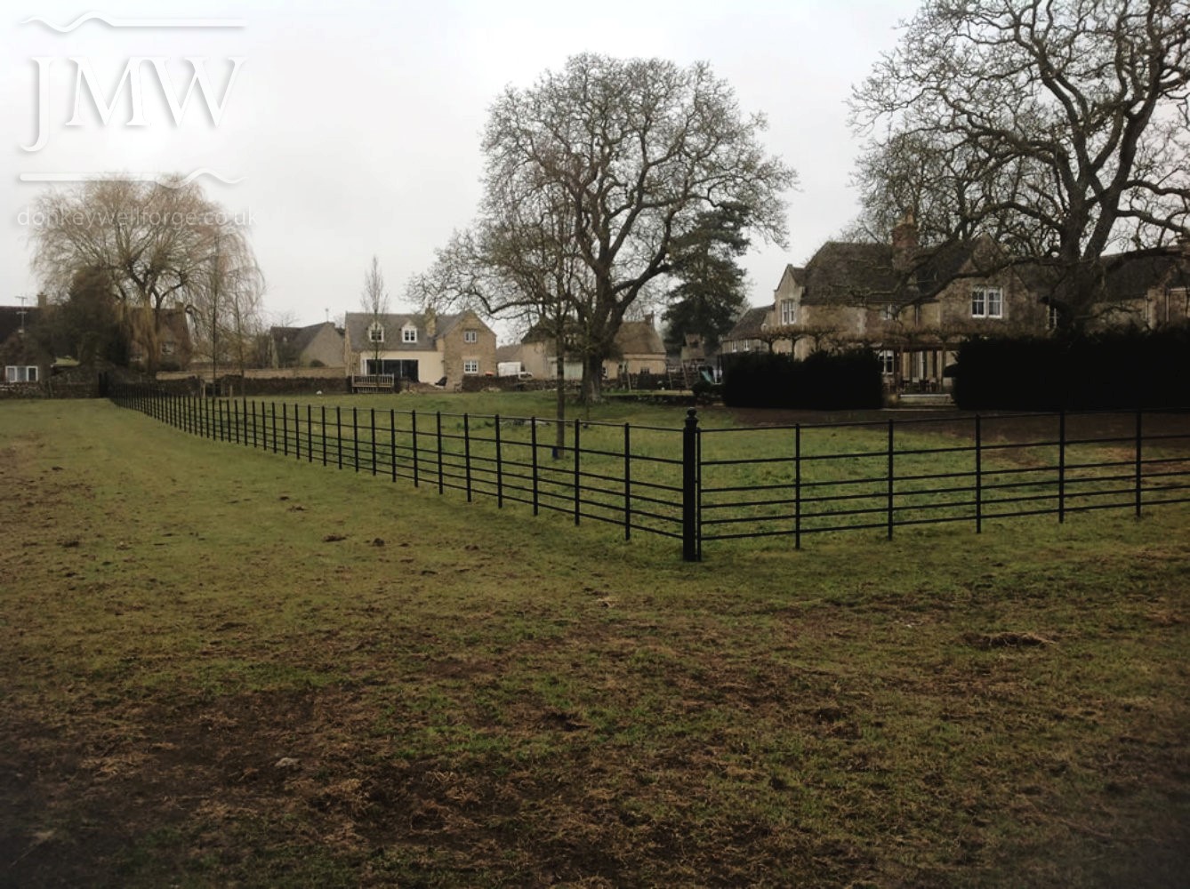 fencing-ironwork-park-gate-cotswold