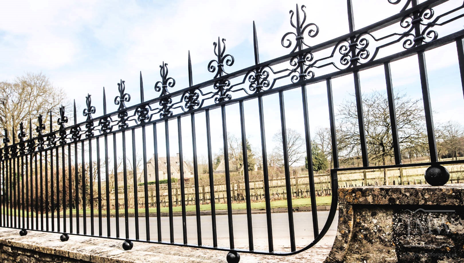 country-estate-railings-ornate-forged-donkeywell-forge