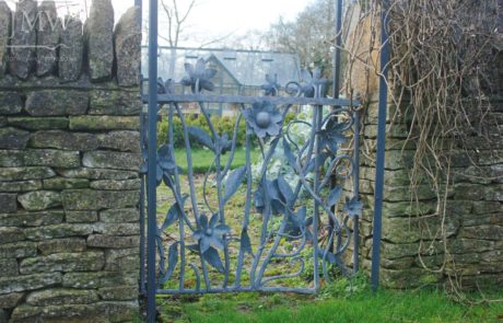 garden-forged-floral-panel-artistic-blacksmith