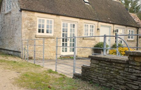 ironwork-fencing-panels-cotswolds