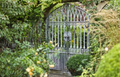 gothic-garden-railings-gates-traditional-ironwork-forged-quatrefoils-lattice-finials