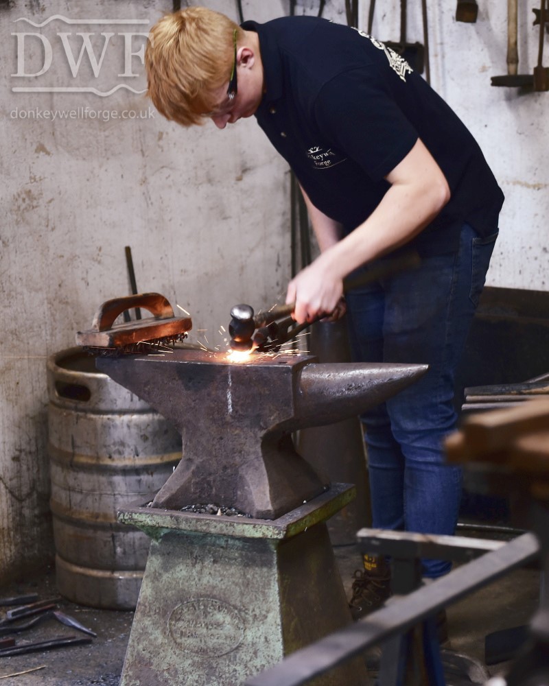 traditional-blacksmiths-forging-donkeywell-forge-architectural-ironwork