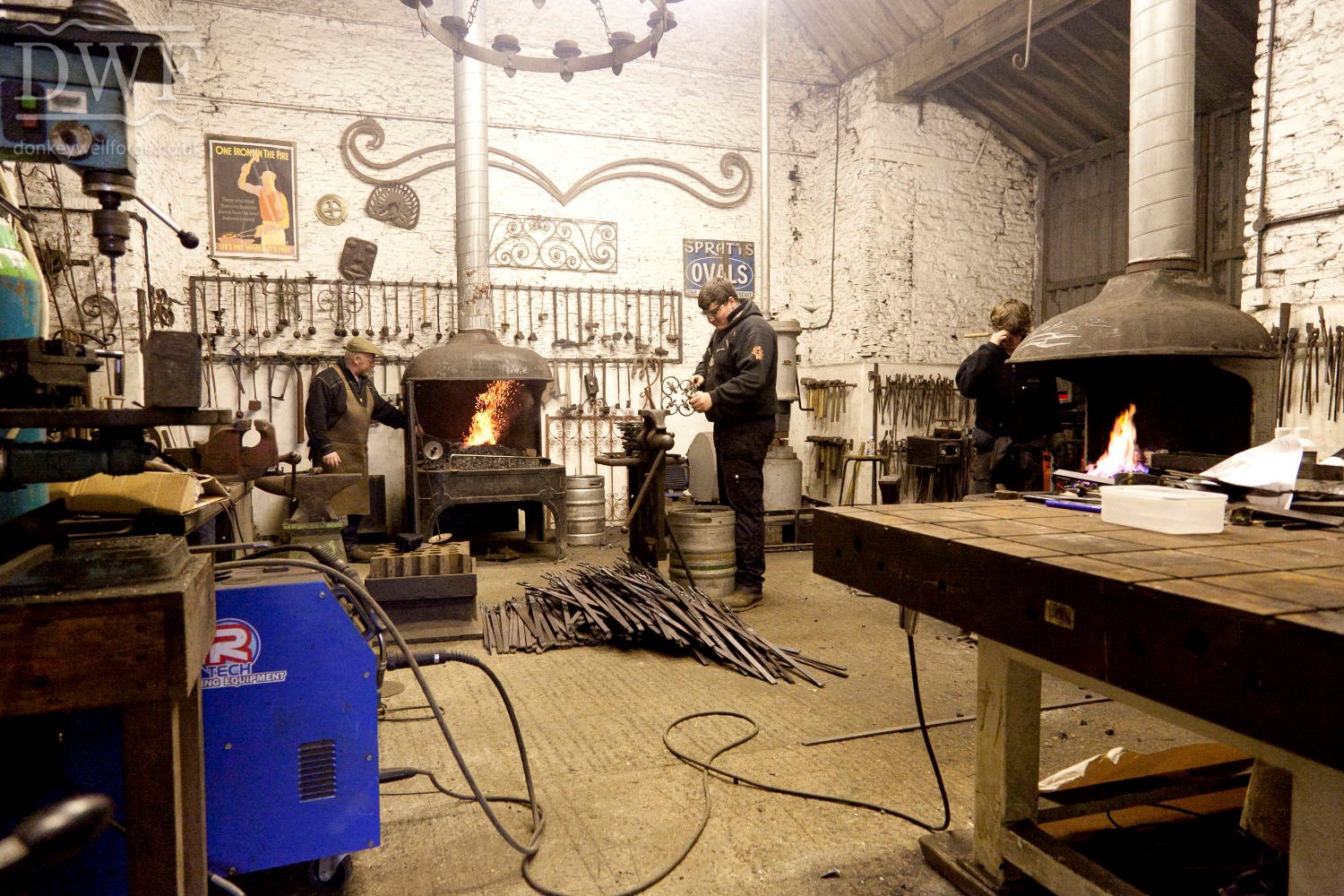 traditional-blacksmiths-forging-donkeywell-forge-architectural-ironwork